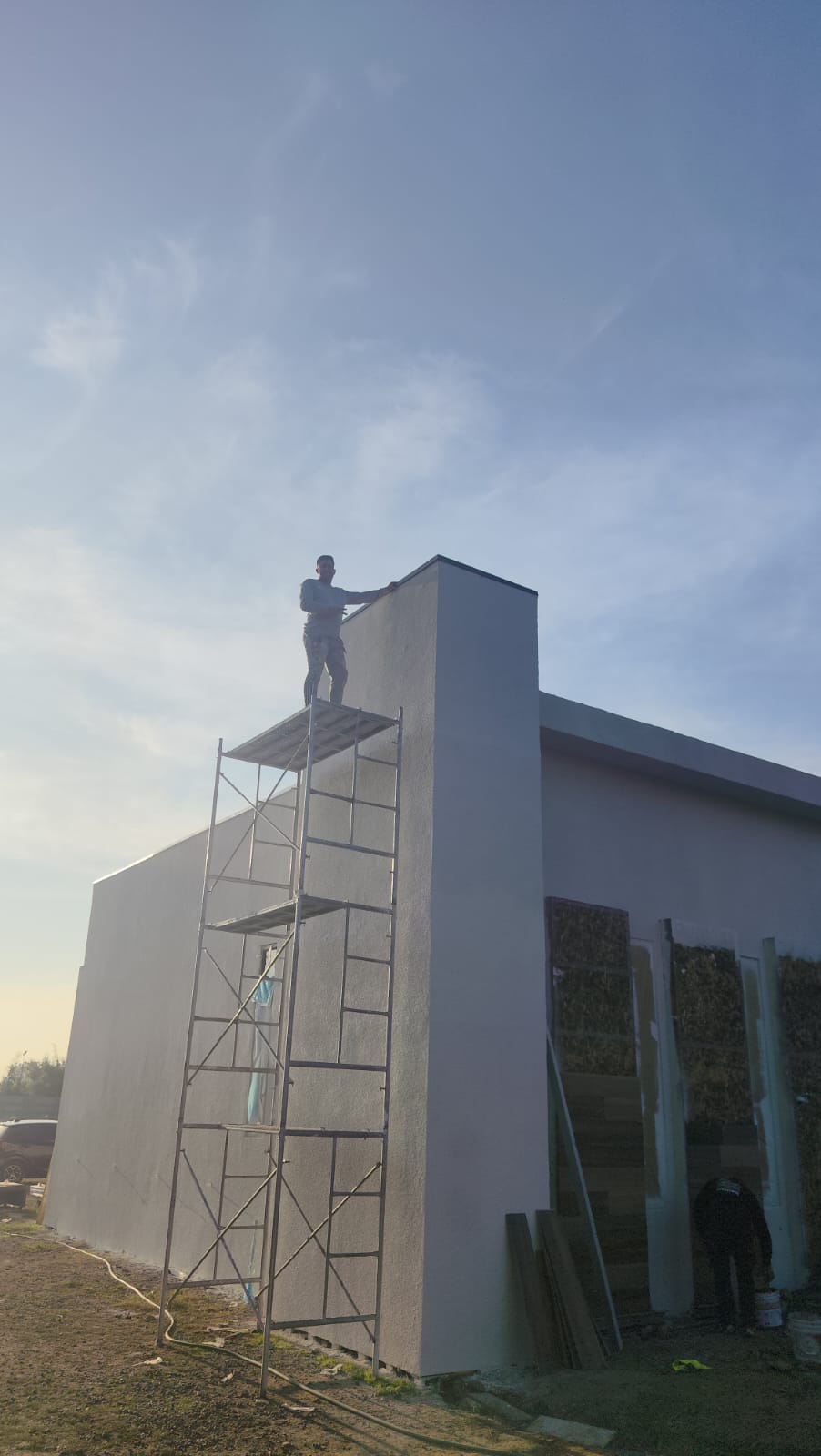 Trabajos en altura - pintura de fachada exterior